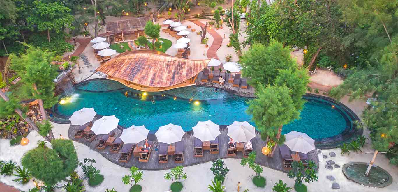 00-Gili-Trawangan-Lombok-Hotel-Rooms-Facilities-Swimming-Pool-Swim-Pool-Bar-00