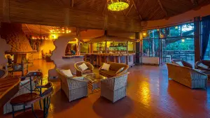 AmboseliSopaLodgeBar
