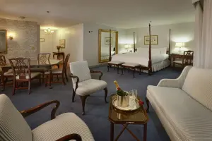 avon-old-farms-hotel07