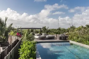 be_tulum_piscina