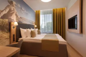 centennial-hotel00