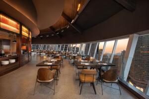 Chongqing_hotel_moxy_restaurant