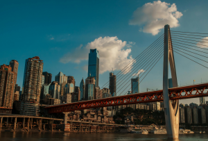 cina_chongqing_slyline_with_yangtze_river