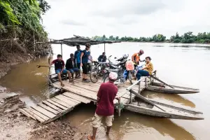 EasiaVietnamBici_Zattera
