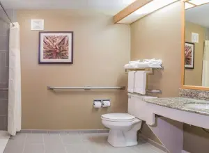 gray-wolf-inn-suites17