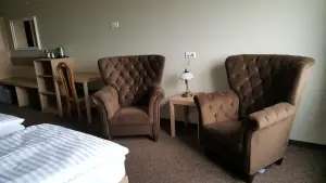 Hotel_Dyrholaey_zona_giorno_camera_da_letto