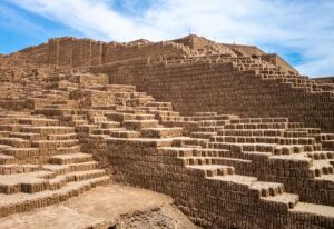Huaca_Cao