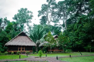 Inkaterra_Guides_Field_Station_esterni_cabanas