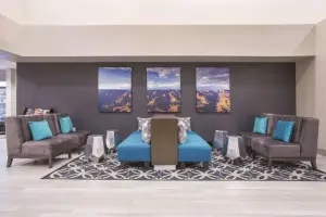 La Quinta Inn & Suites, Lounge