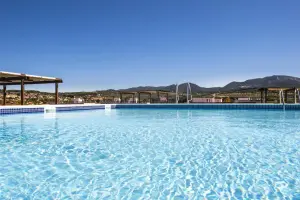 Le_Residenze_di_Santa_Costanza_piscina