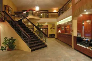 Lobby_del_La_Saguen_enne