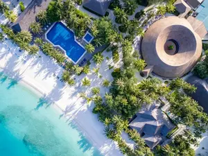 Meeru_Maldives_Resort_Island