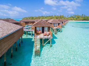 Meeru_Maldives_Resort_Island_3