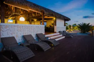 mikea Lodge, Veranda