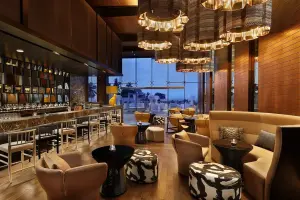 Muscat_-_W_hotel_living_room