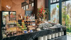 oasia_downtown_-_breackfast