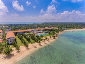 Passikudah_Amaya_Beach