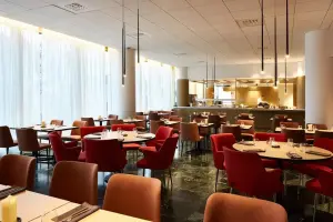 Radisson Blu Hotel Saga, ristorante
