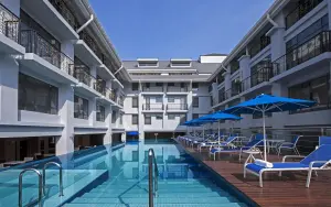 royale_chulan_-_piscina