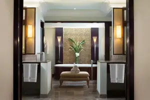 sheraton_sengiggi_bathroom