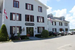 st-andrews-inn-and-suites03