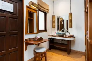 The_Legend_Chiang_Rai_bathroom