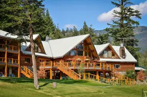 tyax-wilderness-resort01