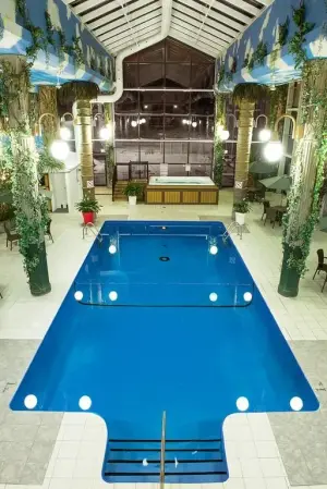 Una_delle_piscine_al_La_Saguen_enne