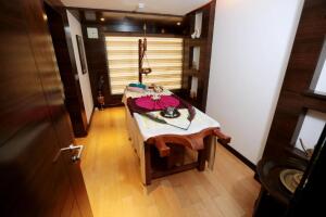 Varanasi_hotel_madin_2