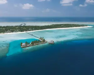 Villa_Park_Sun_Island_Resort_1