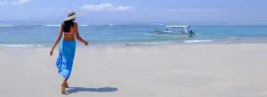 Walking-on-the-beach_Web-Banner