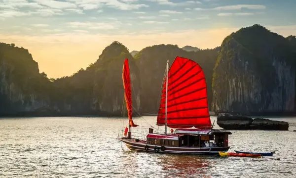 HALONG_BAY