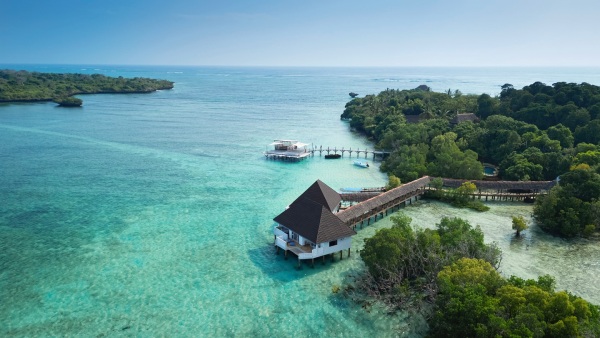 Kenya_Chale_Island_Resort1