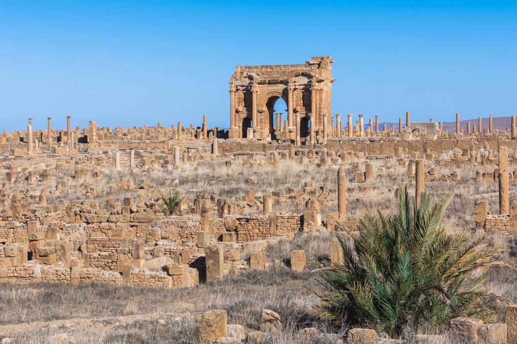 Arco_di_Traiano_Timgad