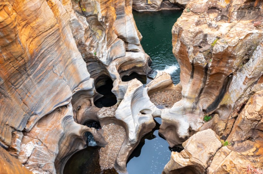 Bourke_s_Luck_Potholes