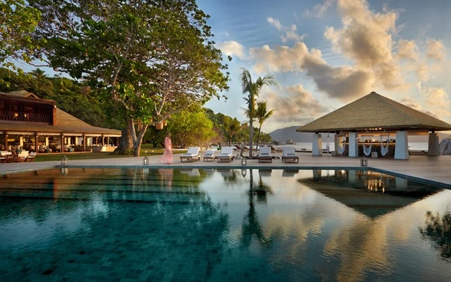 felicite-seychelles-main-swimming-pool