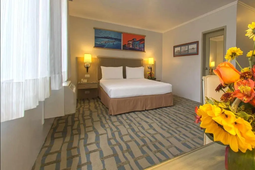 Grand_Hotel_Guayaquil_room