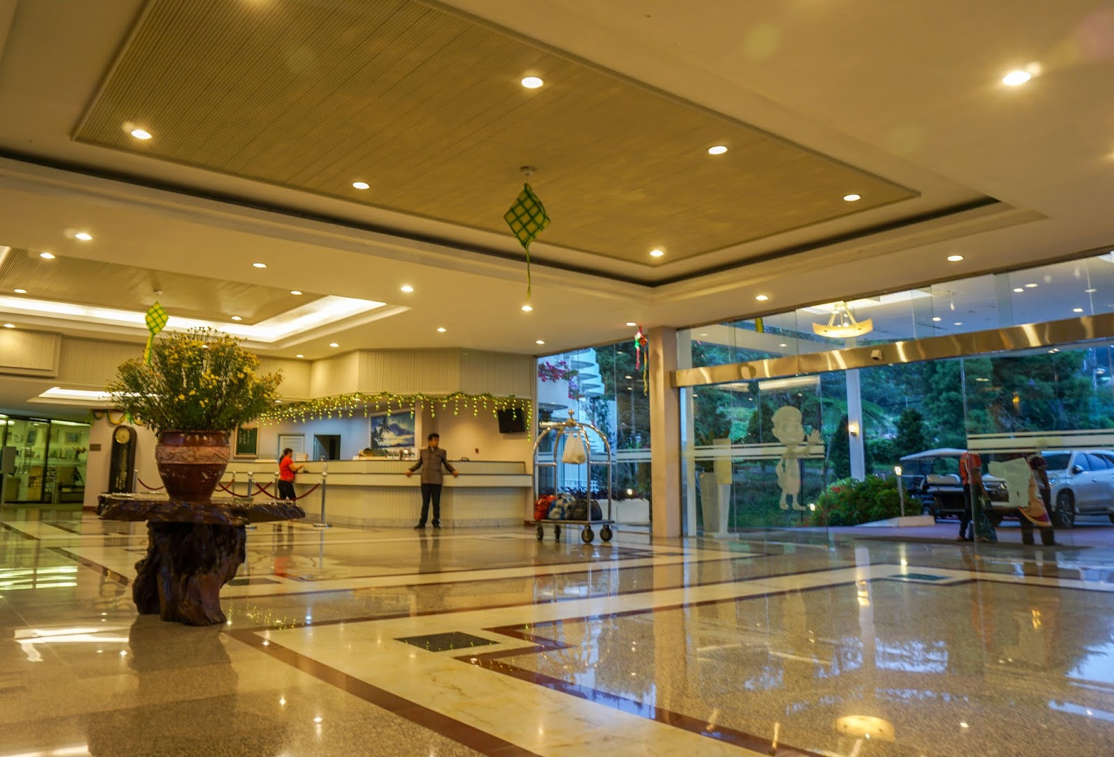 grand_mutiara_hotel_berastagi_-_lobby