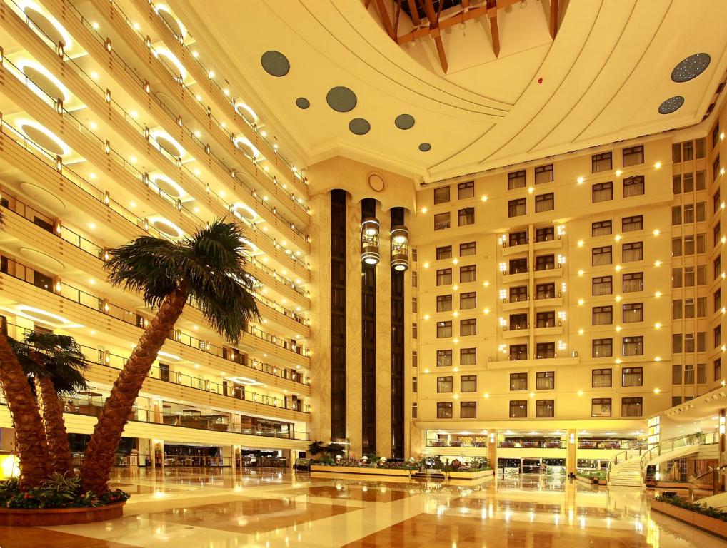 Guilin_Lijiang_Waterfall_Hotel_7