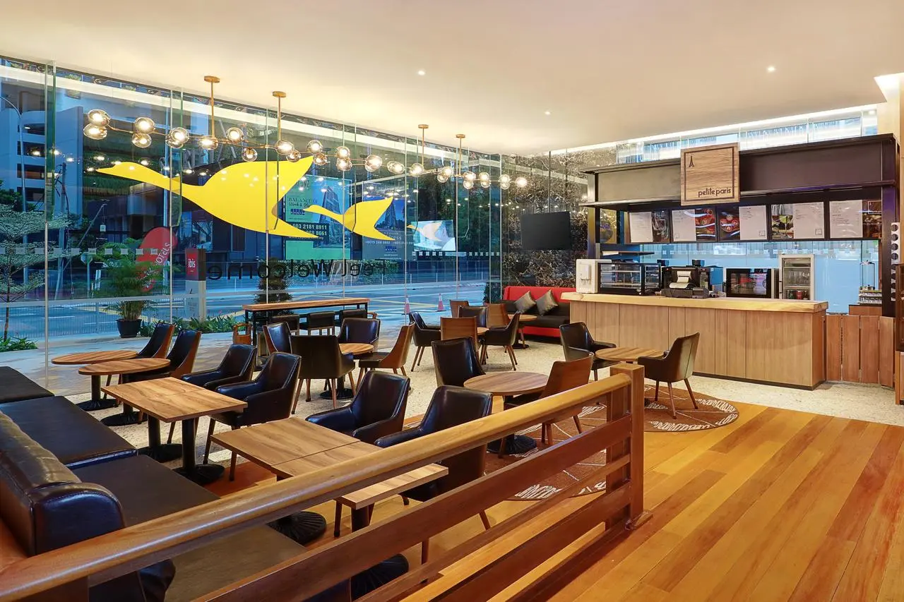 ibis_klcc_hall