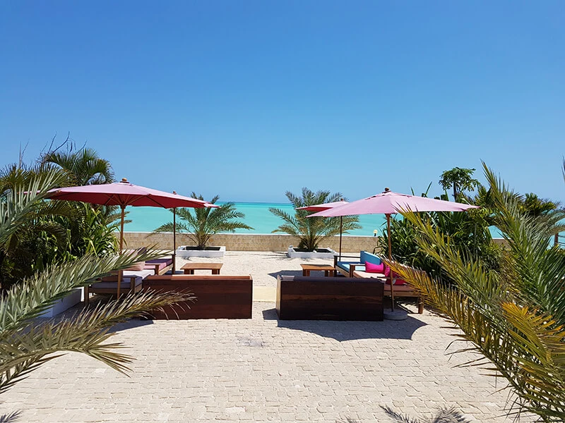 Mikea Lodge, Terrazza sul mare