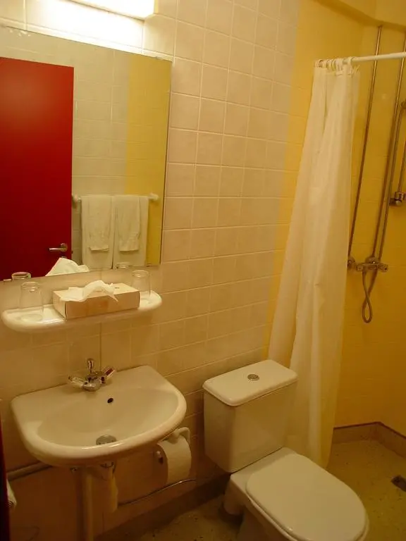 Narfastadir Guest House, Bagno