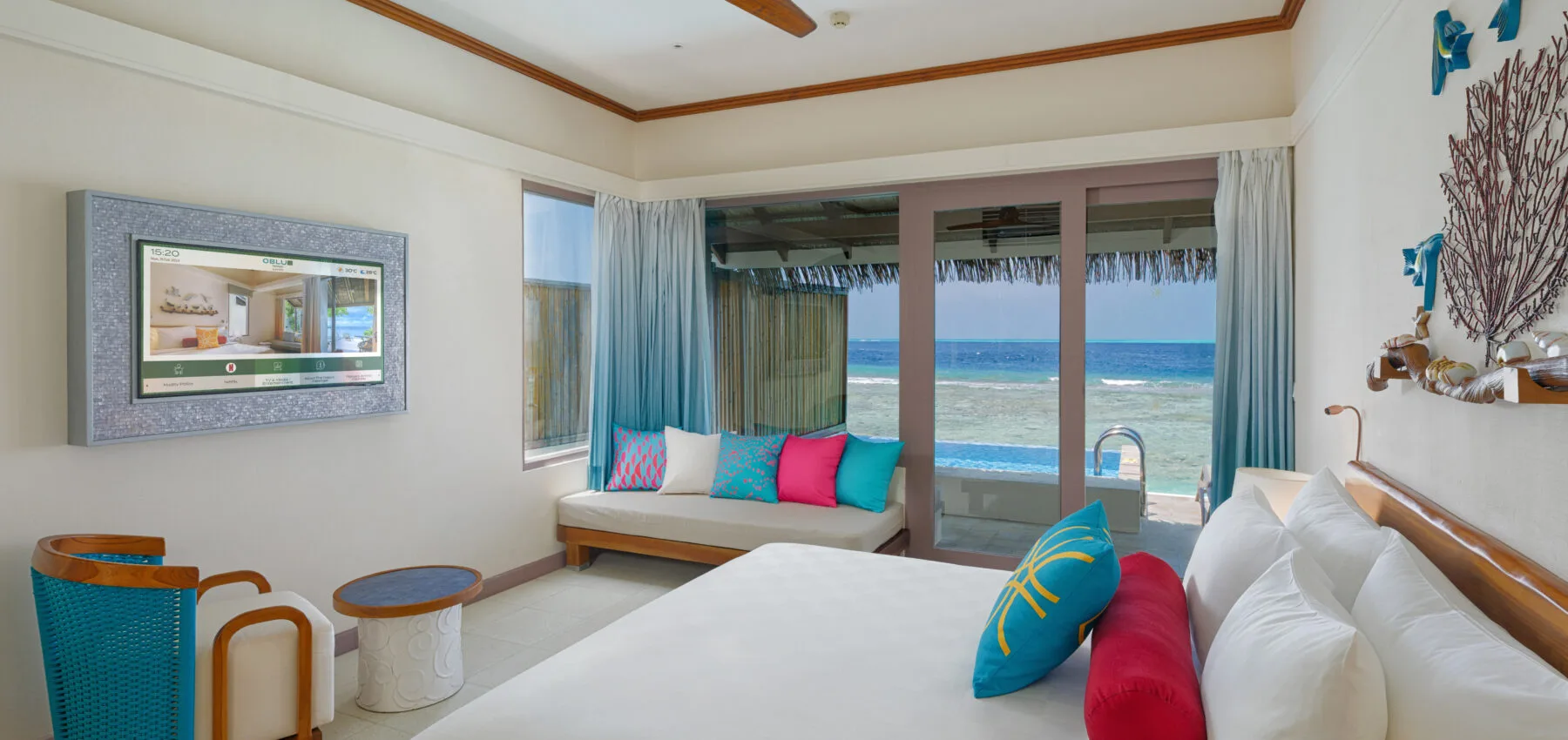Oblu_Helengeli_Lagoon_beach_villa_with_pool