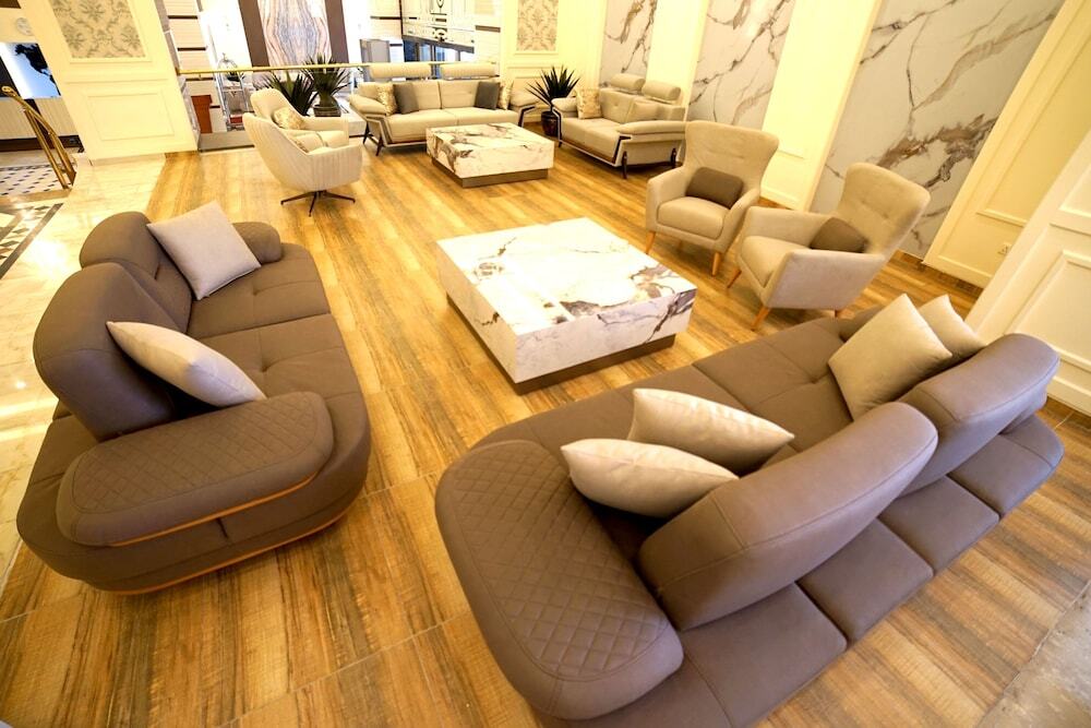 paradise_hotel_1
