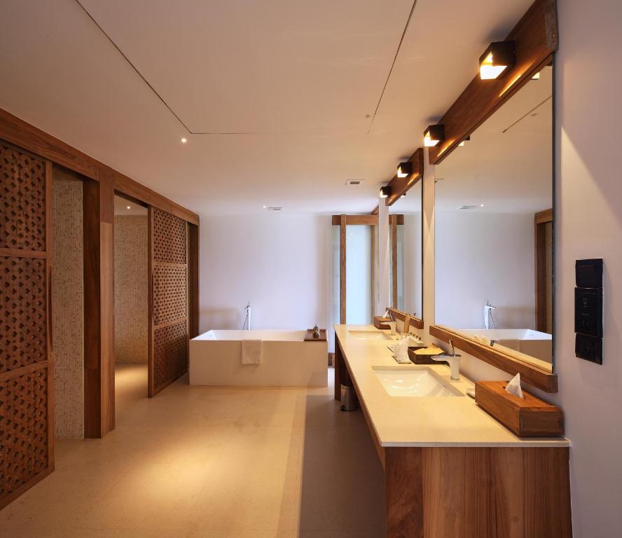 Riff_Hikkaduwa_hotel_2