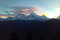 Navyo-Nepal-Nepal-Annapurna-Poon-Hill-alba__1_