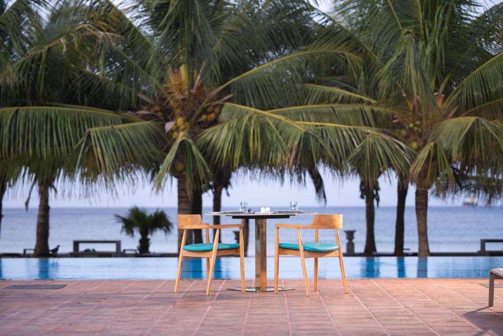 Trincomale_Uppuveli_Beach_3