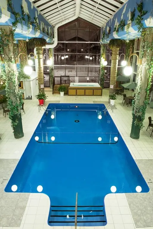 Una_delle_piscine_al_La_Saguen_enne