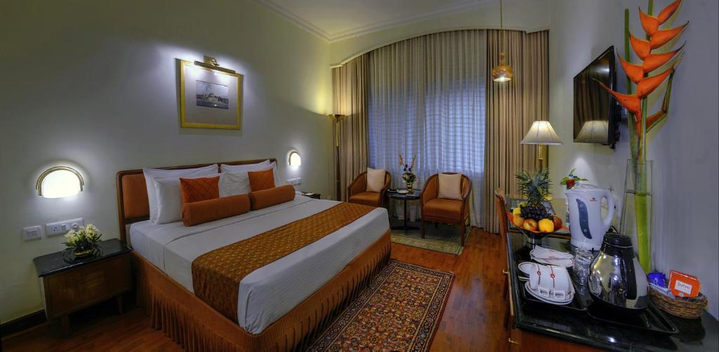 varanasi_hotel_clarks_double_room